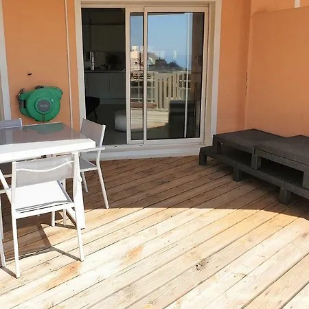 Holiday home Sublime Les Pieds Dans L'eau... *